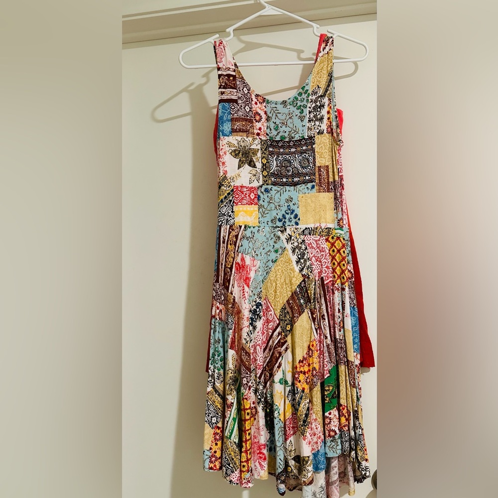 Pre owned cute maxi dress.